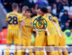 Brighton Akhiri Puasa Kemenangan dengan Kemenangan Dramatis di Portman Road
