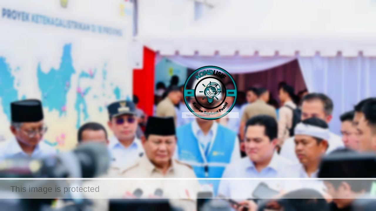 Presiden Prabowo Subianto menyampaikan keterangannya kepada awak media usai meresmikan proyek ketenagalistrikan di 18 provinsi di Kawasan Pembangkit Listrik Tenaga Air (PLTA) Jatigede, Kabupaten Sumedang, Provinsi Jawa Barat, pada Senin, 20 Januari 2025. Foto: BPMI Setpres/Laily Rachev