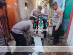 Bahu-Membahu di Ciwalen: Langkah Samapta Polres Garut Sapu Sisa Banjir