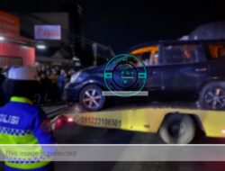 Livina Maut Seruduk Warung Nasi Goreng di Garut, Penjual Tewas di Tempat